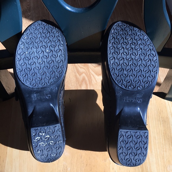 Dansko shoes - Picture 4 of 6